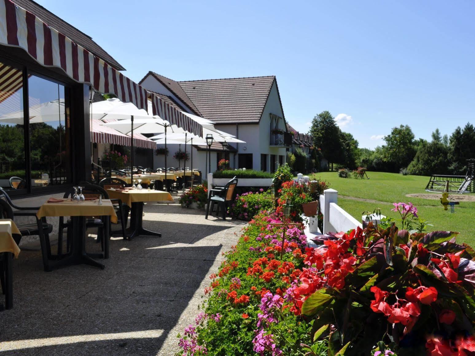 Hotel Restaurant Le Relais De Pouilly المظهر الخارجي الصورة